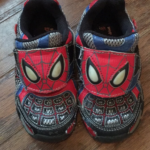 stride rite spider man light up shoes